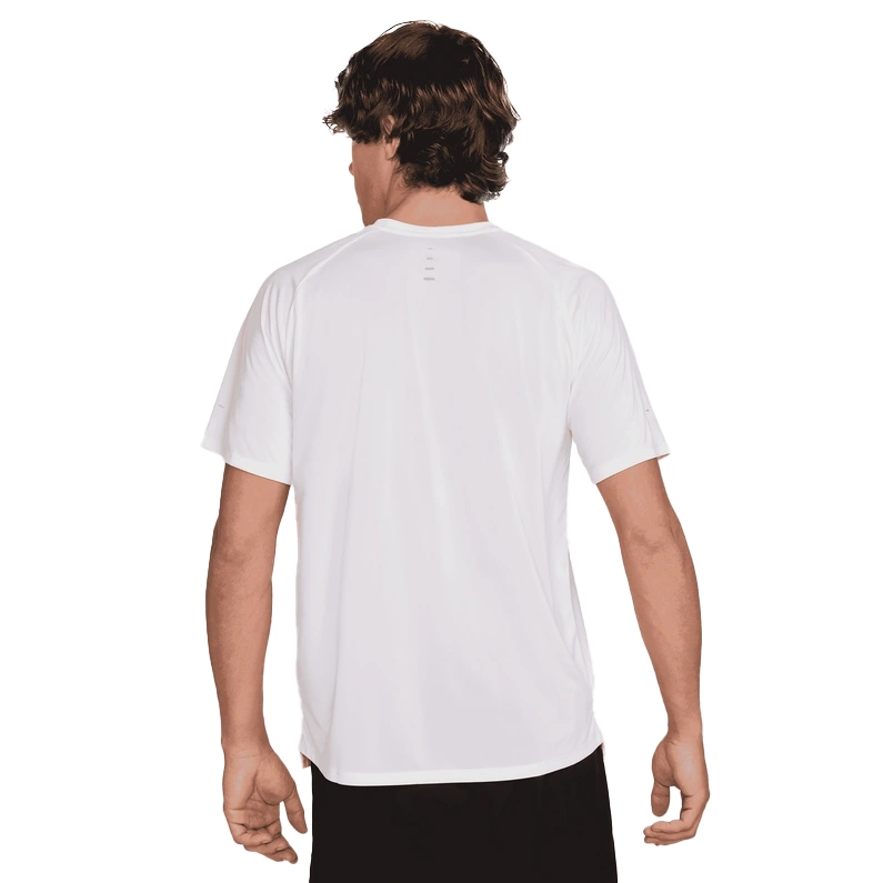 MĘSKI T-SHIRT M NK DFADV STRIDE SS TOP (HV5203-100) MĘSKI T-SHIRT M NK DFADV STRIDE SS TOP (HV5203-100)