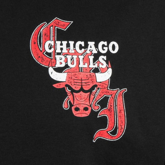 HERREN T-SHIRT NBA TEAM GRPHC BP OS TEE CHIBUL BLKFDR (60416331-1) HERREN T-SHIRT NBA TEAM GRPHC BP OS TEE CHIBUL BLKFDR (60416331-1)