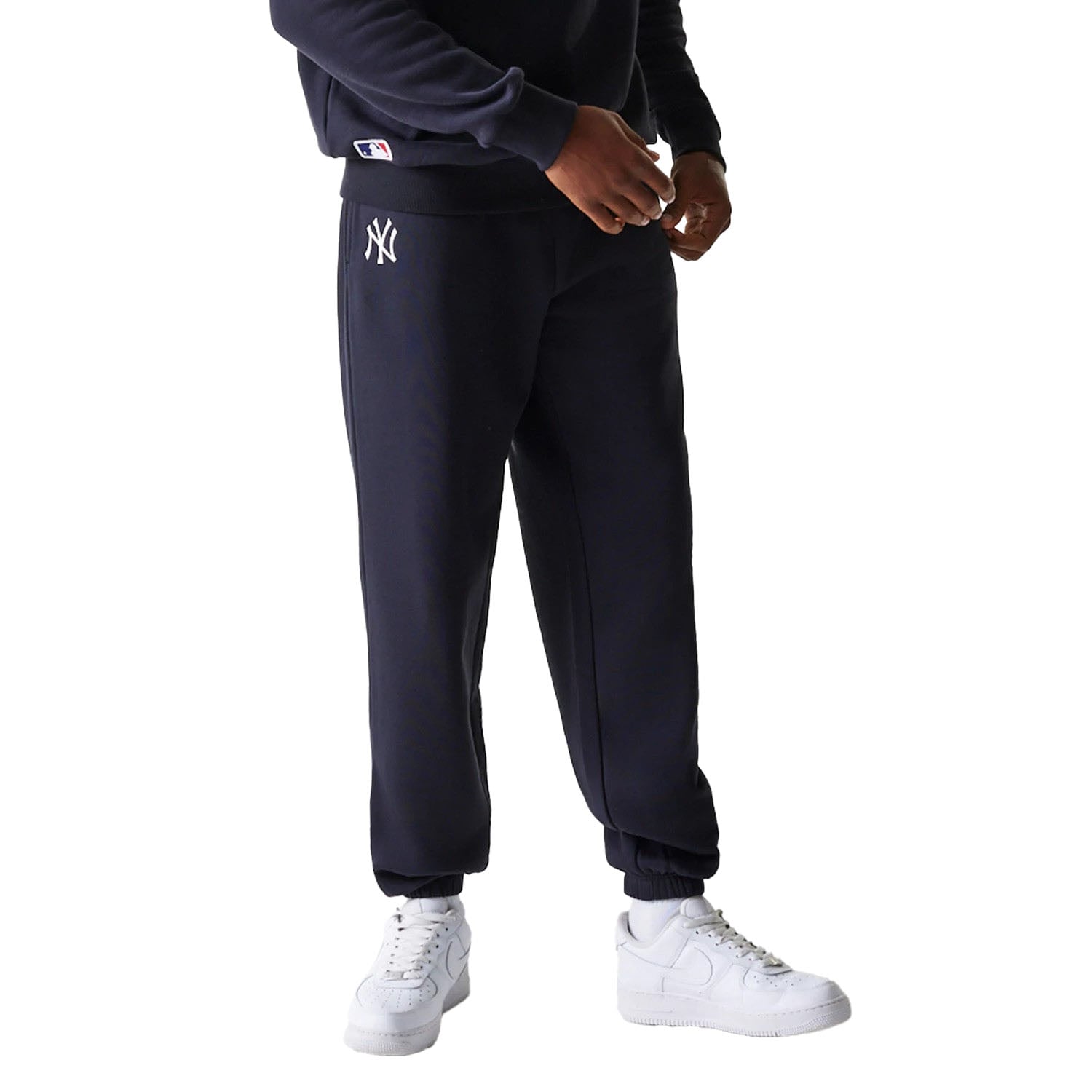 HERREN JOGGINGHOSE NOS MLB LE MIDI JOGGER BB NEYYAN NVY (60675769) HERREN JOGGINGHOSE NOS MLB LE MIDI JOGGER BB NEYYAN NVY (60675769)