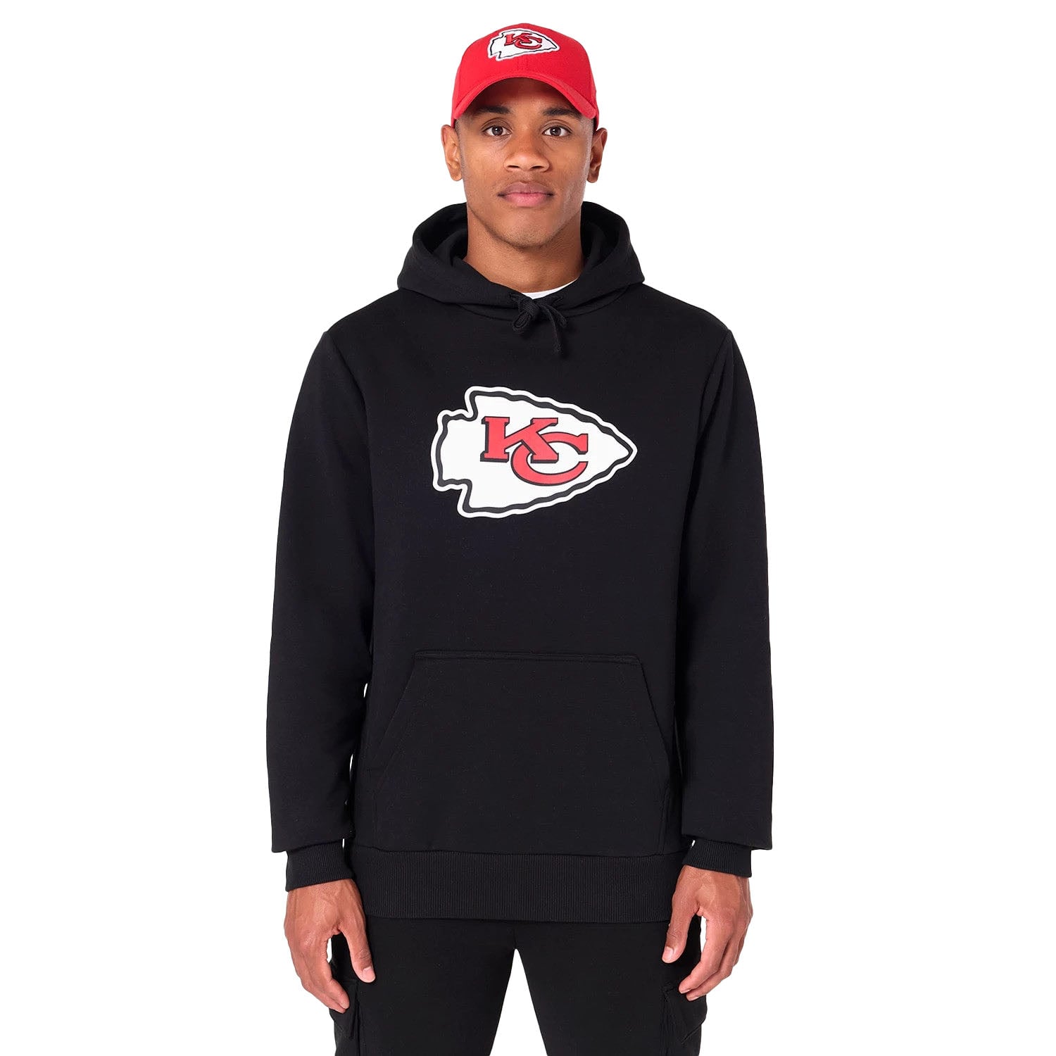 SWEAT À CAPUCHE HOMME NOS NFL COUPE REGULAR HOODY KANCHI BLKWHI (60504534) SWEAT À CAPUCHE HOMME NOS NFL COUPE REGULAR HOODY KANCHI BLKWHI (60504534)