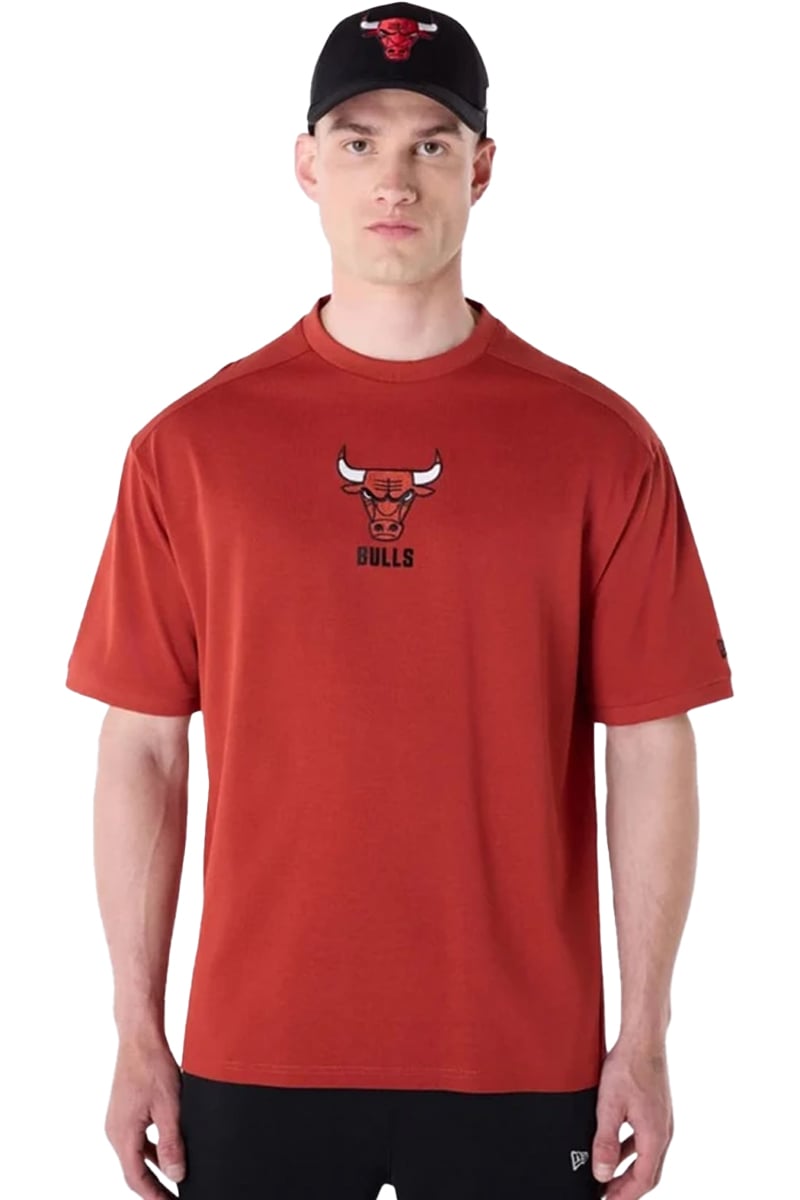 HERREN T-SHIRT NBA WRDMRK OS TEE CHIBUL INR (60596461) HERREN T-SHIRT NBA WRDMRK OS TEE CHIBUL INR (60596461)