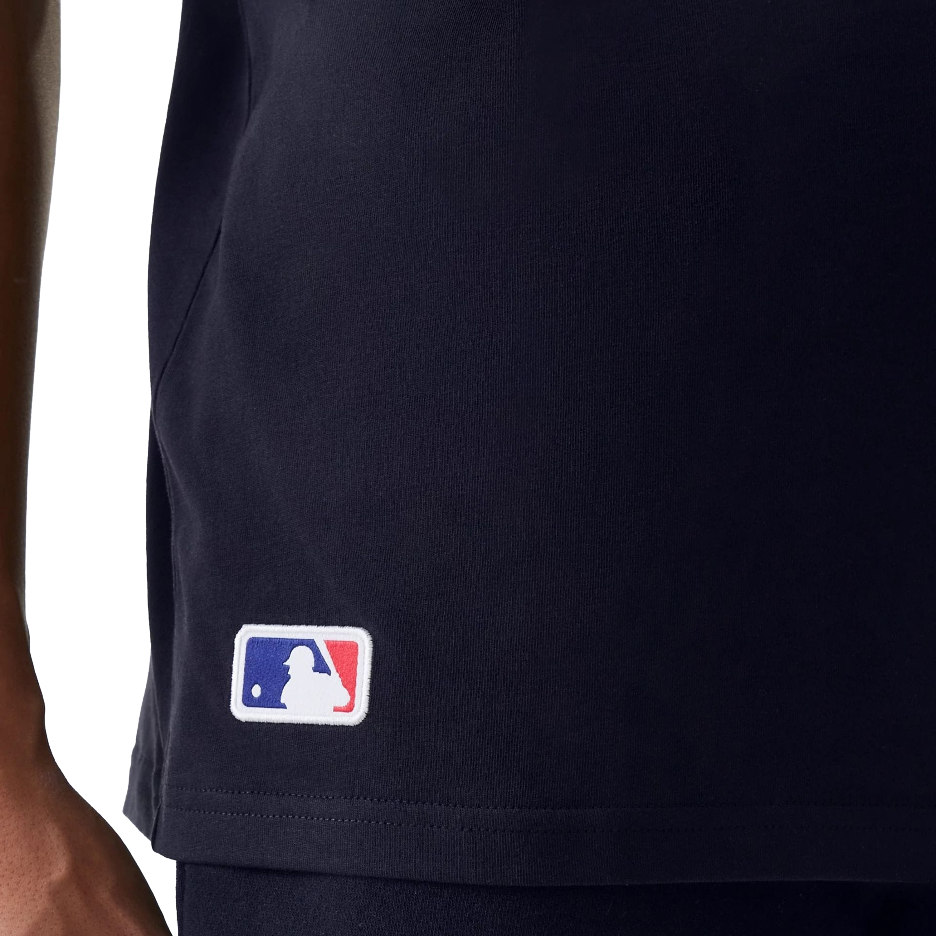 HERREN T-SHIRT NOS MLB LE MIDI OS TEE NEYYAN NVY (60675749) HERREN T-SHIRT NOS MLB LE MIDI OS TEE NEYYAN NVY (60675749)