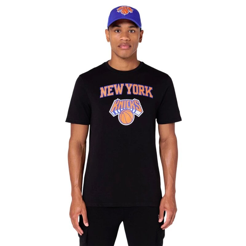MĘSKI T-SHIRT NOS NBA REGULAR TEE NEYKNI CZARNY (60505460) MĘSKI T-SHIRT NOS NBA REGULAR TEE NEYKNI CZARNY (60505460)