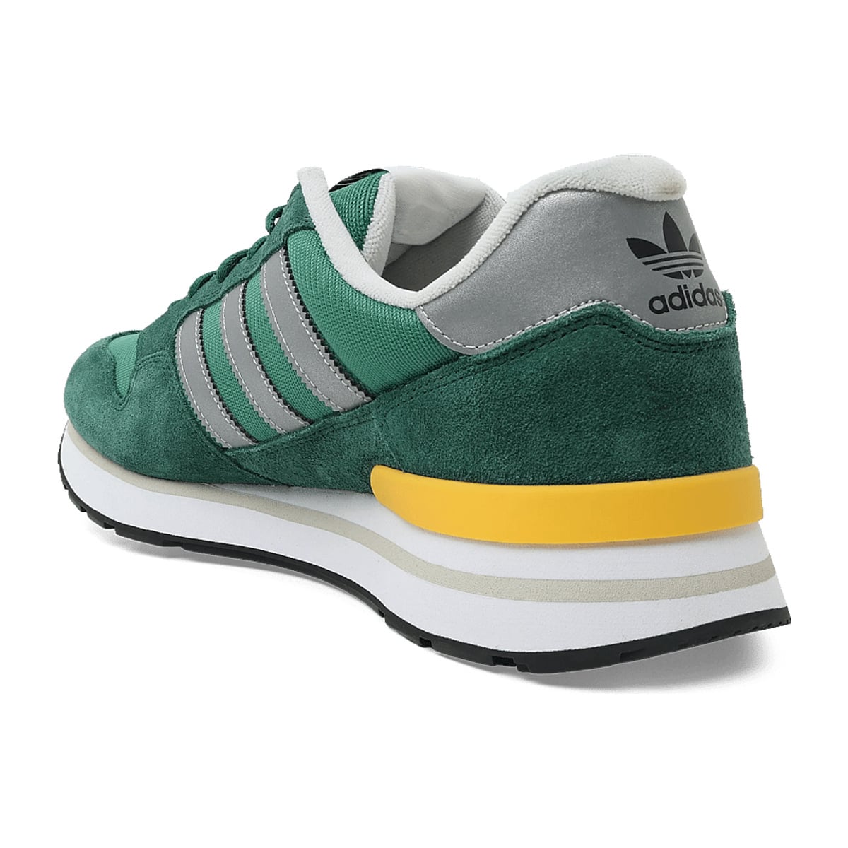 ADIDAS ZX 500 RS KI9813 – Schrägansicht hinten ADIDAS ZX 500 RS KI9813 in Grün – Schrägansicht von hinten auf weißem Hintergrund