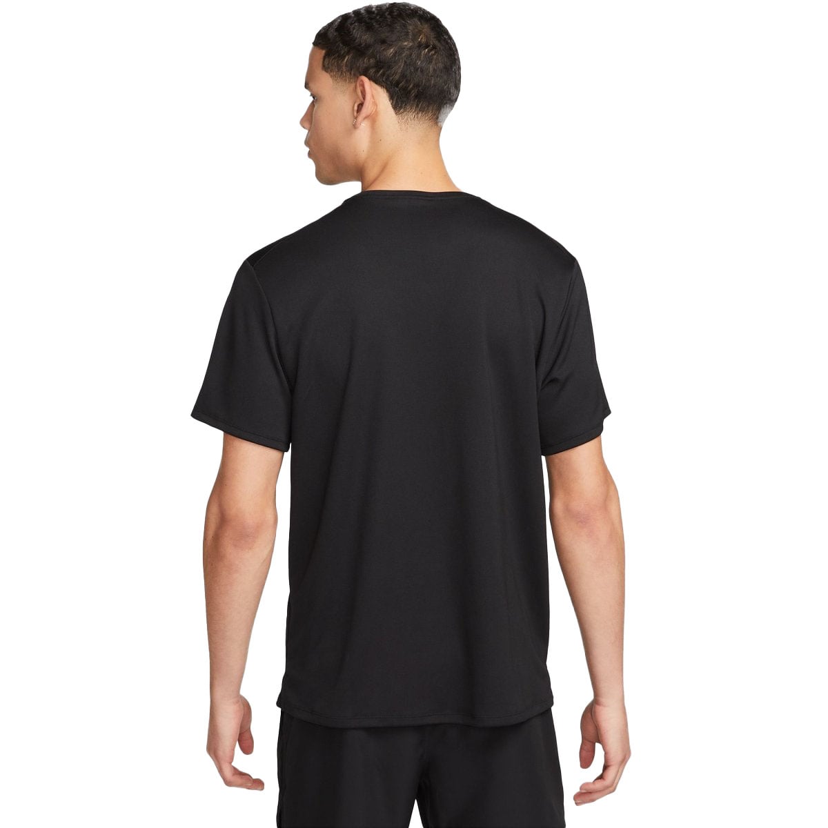 MĘSKI T-SHIRT M NK DF UV MILER SS (DV9315-010)