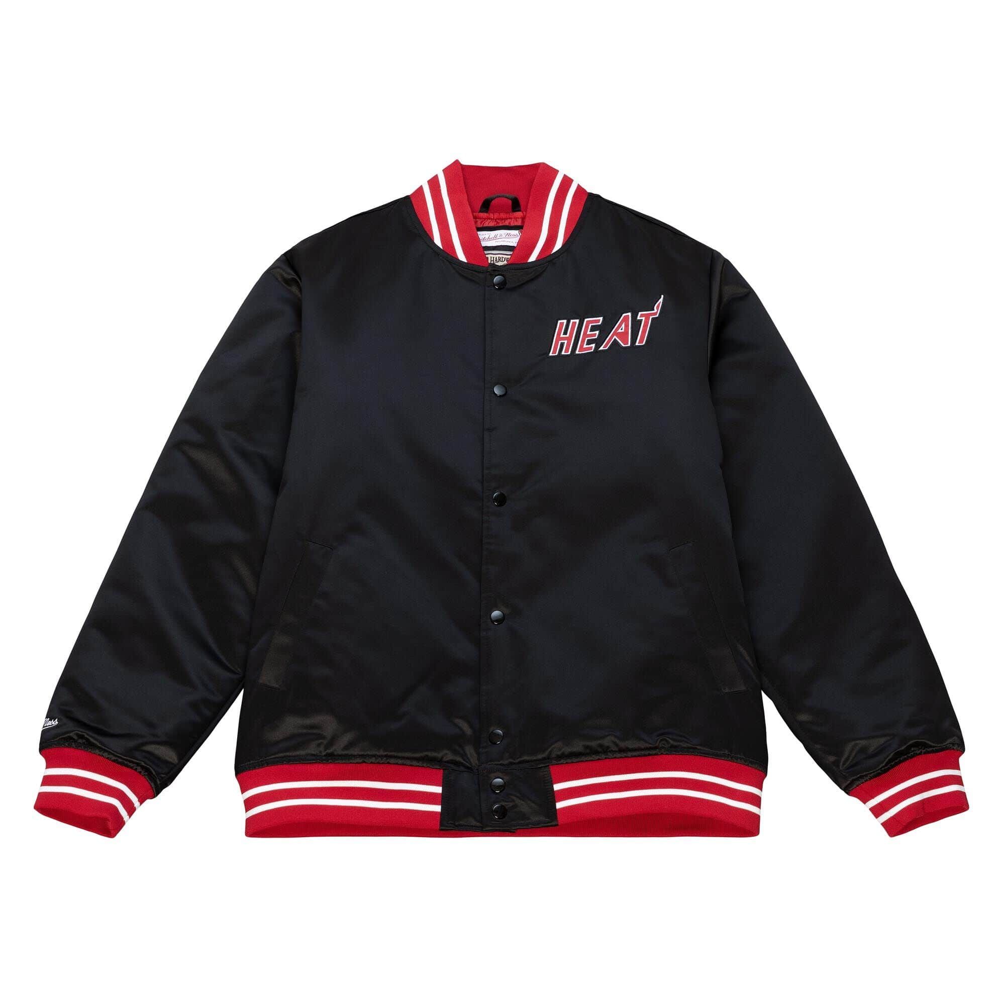 MITCHELL AND NESS NBA TEAM HEAVYWEIGHT MIAMI JACKET (MHEYYPPPBLCK) MITCHELL AND NESS NBA TEAM HEAVYWEIGHT MIAMI JACKET (MHEYYPPPBLCK)