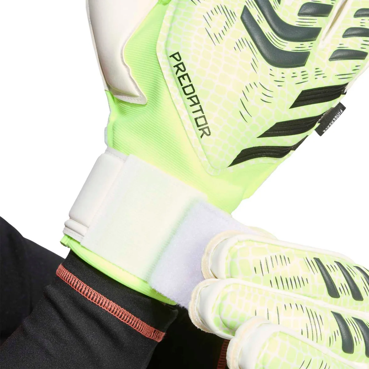 HERREN TORWARTHANDSCHUHE MATCH PRED GL MTC FS (JN5353) HERREN TORWARTHANDSCHUHE MATCH PRED GL MTC FS (JN5353)