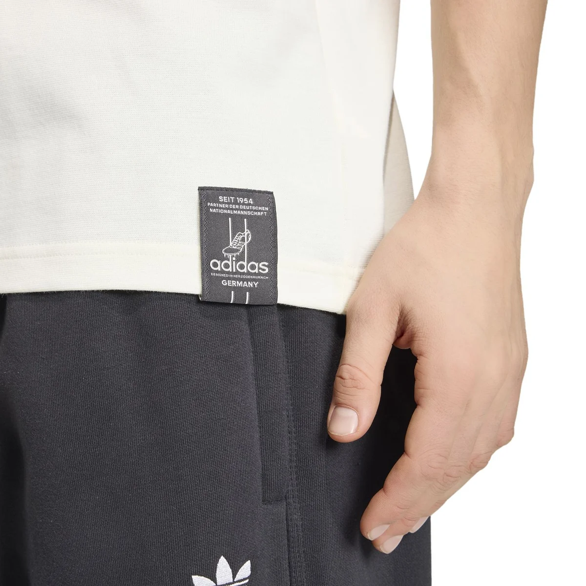 MĘSKI T-SHIRT DFB OG TEE (KG5098) MĘSKI T-SHIRT DFB OG TEE (KG5098)
