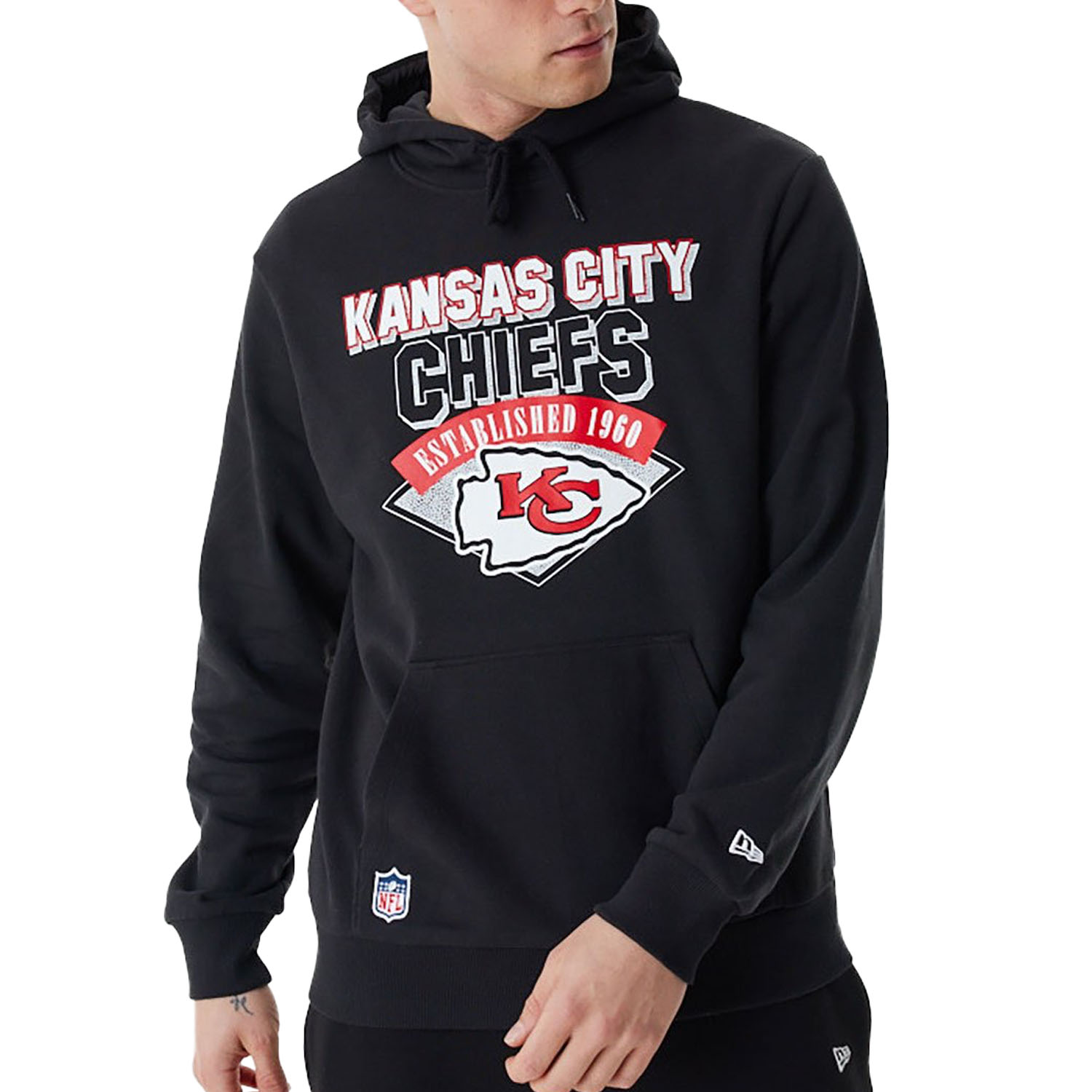 HERREN HOODIE NFL TEAM GRAPHIC HOODY KANCHI  BLKWHI (60424473-001)